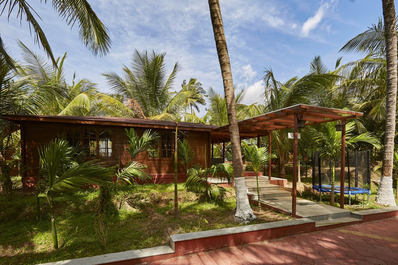 สเตอร์ลิง อไนคัตติ Hotel Varagampadi ภายนอก รูปภาพ