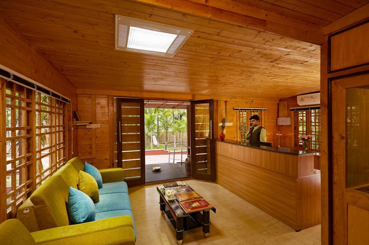 สเตอร์ลิง อไนคัตติ Hotel Varagampadi ภายนอก รูปภาพ