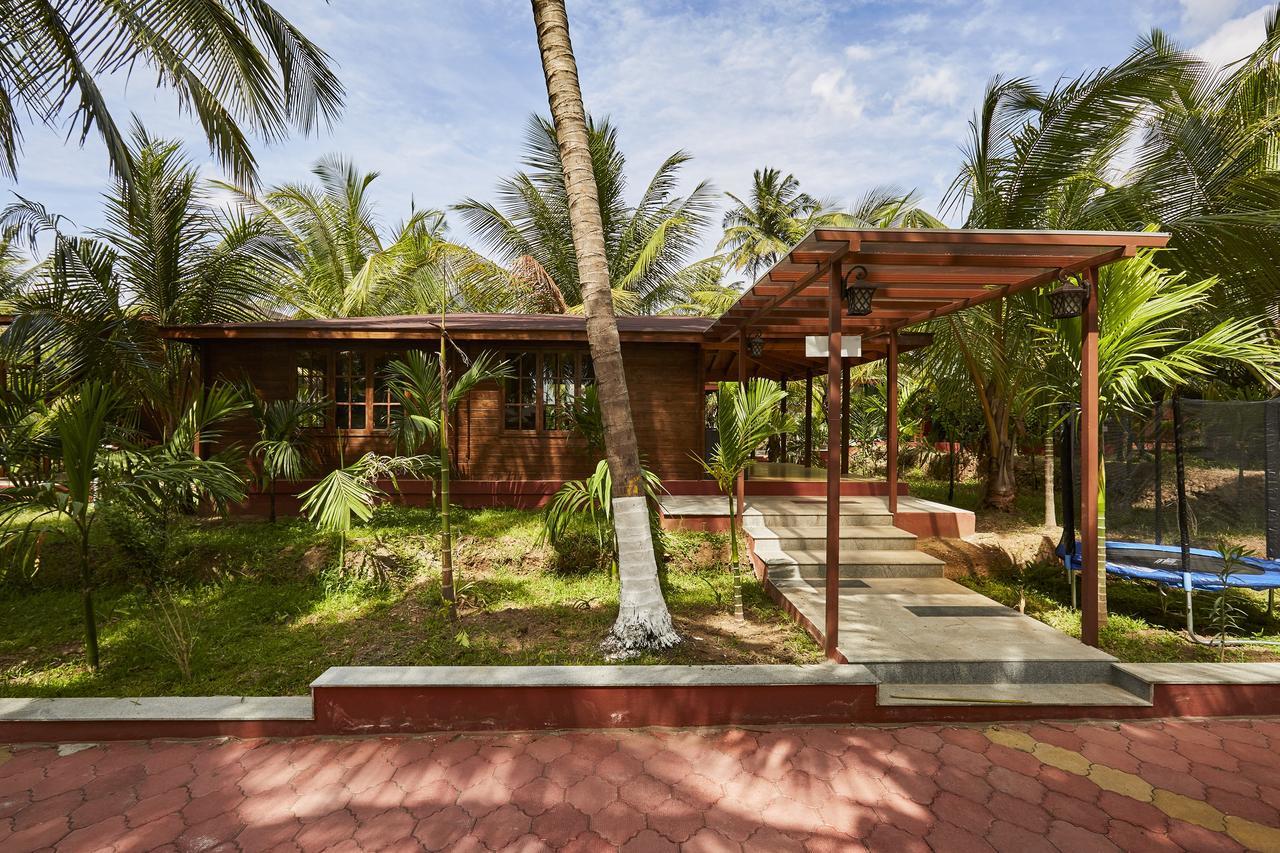 สเตอร์ลิง อไนคัตติ Hotel Varagampadi ภายนอก รูปภาพ