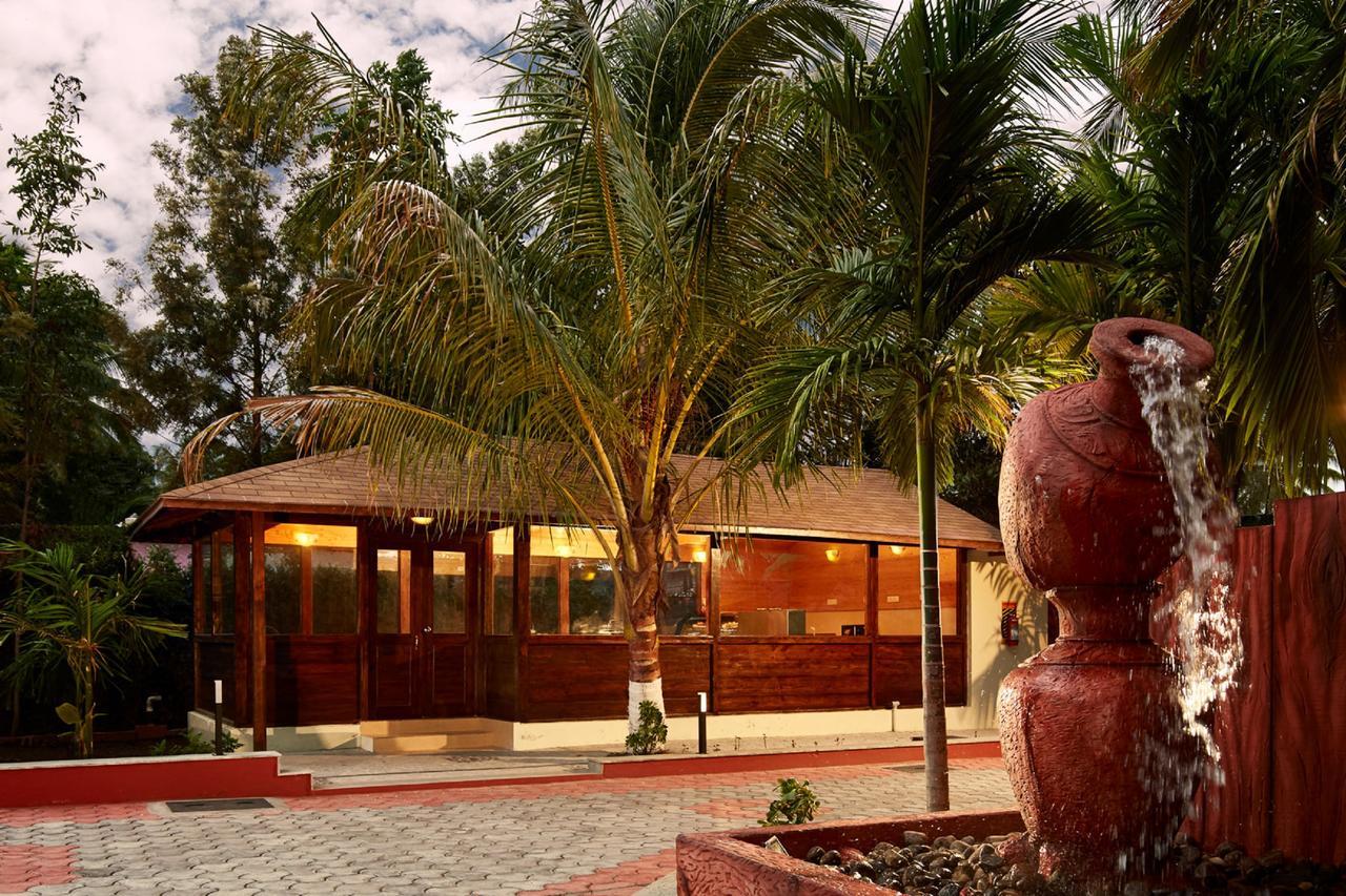 สเตอร์ลิง อไนคัตติ Hotel Varagampadi ภายนอก รูปภาพ
