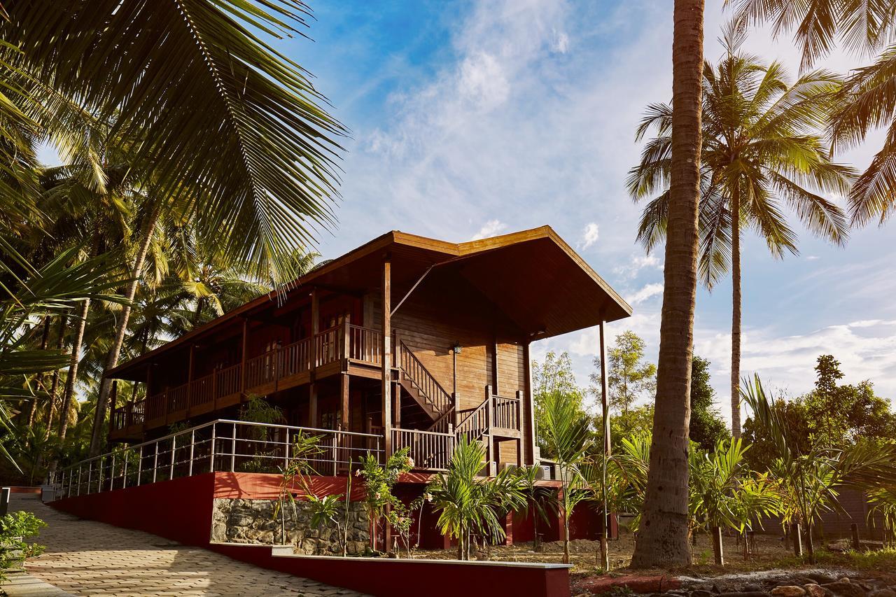 สเตอร์ลิง อไนคัตติ Hotel Varagampadi ภายนอก รูปภาพ